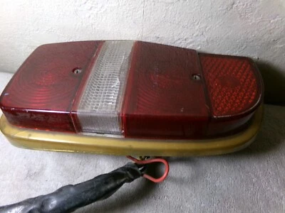 Conjunto de luz trasera LH, SRBBL-137-ZR Std BR-65 se adapta a Volvo 140 de 1965 a 1972 Foto 1 de 4