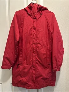 L.L. Bean Women’s Gore Tex Rain Jacket With Hood Size Medium Petite Red - Picture 1 of 9