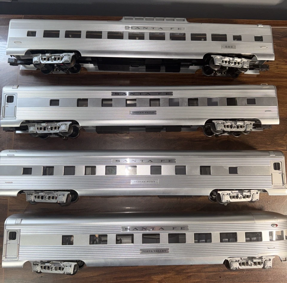 Лот из 4 серебряных автомобилей Vista Valley, Indian Point, Indian Falls в масштабе O K-line - Изображение 1 из 4