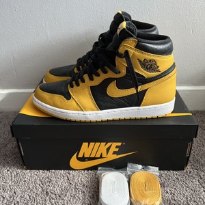 yellow black nike