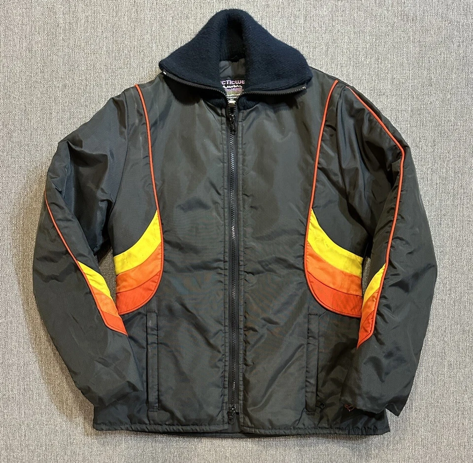 Arcticwear 北极猫 雪地摩托车 夹克 赛车外套 尺寸 M 黑色 条纹 复古 — 第 1/4 张图片