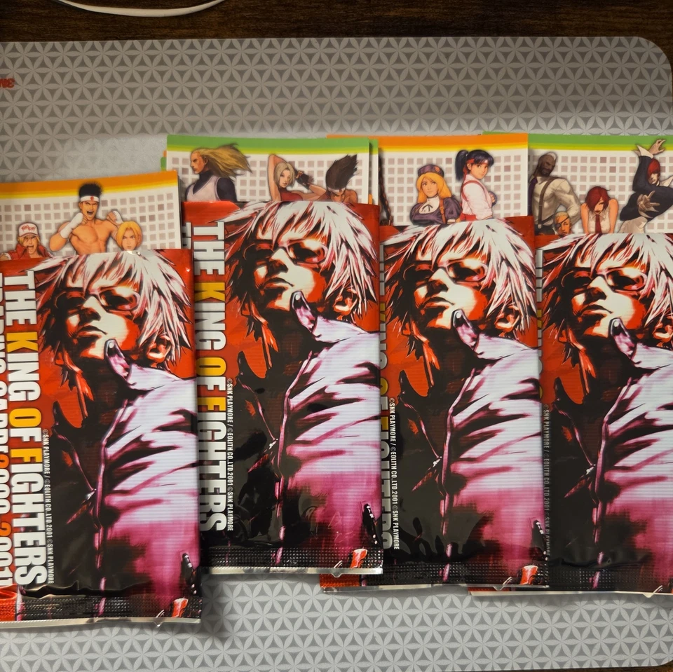 Tarjetas coleccionables The King of Fighters SNK 2000/01 edición limitada - 4 paquetes ABIERTOS  Foto 1 de 4