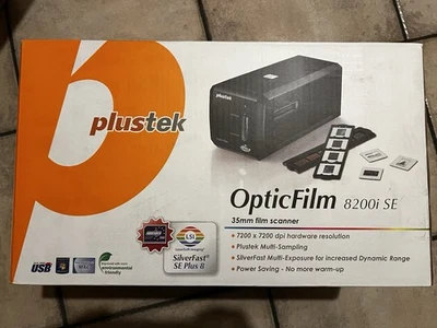 Plustek OpticFilm 8200i SE 35 mm Scanner per Pellicole - Immagine 1 di 4