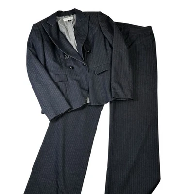 Tahari 2pc Women’s Grey Pinstripe Career Pant Suit Set Sz 4  - Image 1 of 4