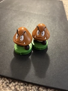 Lot Of 2 Nintendo Super Mario Chess Set Replacement Piece Figure Goomba Rook - Picture 1 of 4
