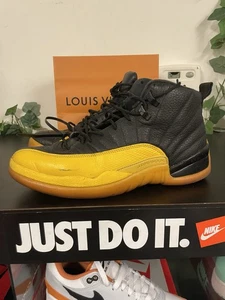 Nike Air Jordan 12 XII 2020 Retro Negro Universitario Dorado [130690-070] Talla 9 - Imagen 1 de 11
