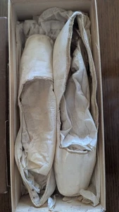 Zapatos de boda antiguos de 1857 y 1884 con notas de procedencia y calidad de museo, ¡raros! - Imagen 1 de 24