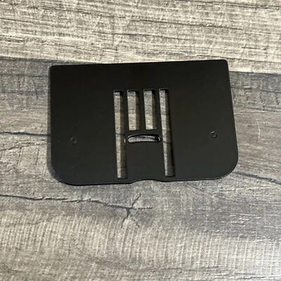 Kenmore Feed Cover Plate Part 43166-1 - Image 1 of 2