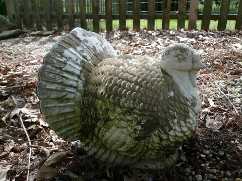 UNIQUE OLD WHITE FAT TURKEY VINTAGE CEMENT/CONCRETE GARDEN STATUE Cover