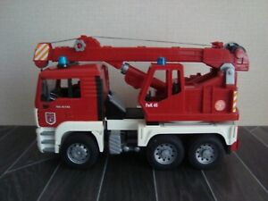 Bruder Toy  MAN Telescopic Crane  Fire Engine Feuerwehr