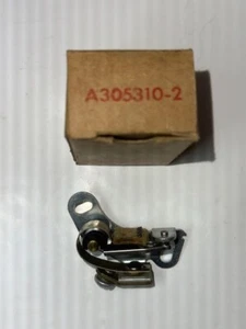 NEW CHRYSLER OUTBOARD MARINE BOAT CONTACT POINT PART NO. A305310-2 - Picture 1 of 3