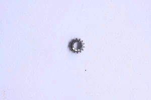 ZENITH 106 part 410 Pignon de remontoir Winding pinion NOS - Picture 1 of 1
