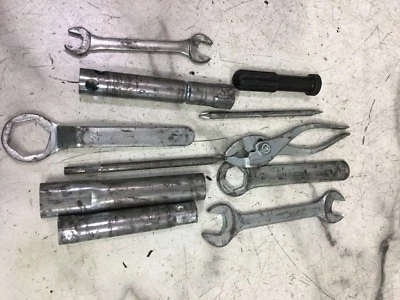 07 Suzuki DR 650 DR650 SE tool kit set - Image 1 of 4