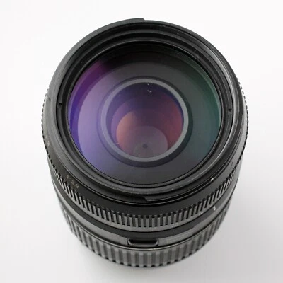 Tamron AF LD DI 70-300mm f/4-5.6 Tele-Macro Zoom Lens Nikon AF Mount - Image 1 of 3