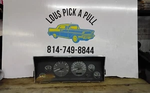 1997-1998 JEEP GRAND CHEROKEE INSTRUMENT GAUGE CLUSTER MILEAGE 221599 OEM PART - Picture 1 of 24