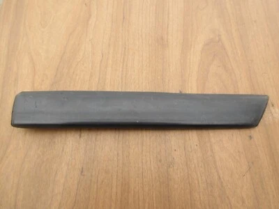 Guardabarros trasero izquierdo Toyota Celica Supra 1982-85 OEM MOLDURA DE CARROCERÍA Foto 1 de 2