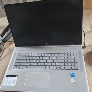 HP 17-cn3053cl 17.3" FHD 1920x1080 i5-1335U 12GB 512GB SSD W11H Laptop Lcd - Picture 1 of 5