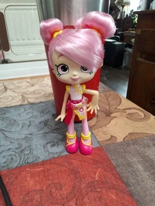 Shopkins Shoppies Bubblesha World Vacation Doll - Picture 1 of 3