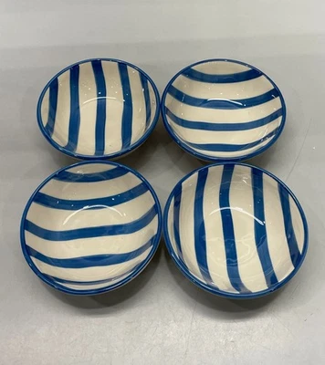 Juego de 4 cuencos pequeños a rayas azul claro Zafferano Lido Foto 1 de 4