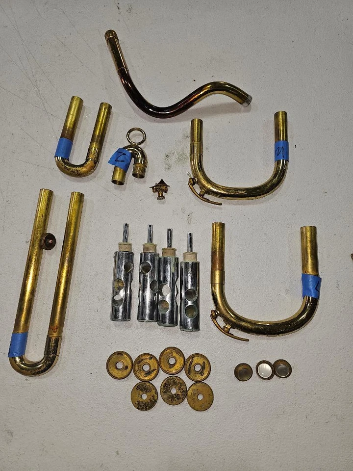 Piezas de repuesto de eufonio Amati Kraslice AEP 341 *Diapositivas *Válvulas*Solo piezas Foto 1 de 2