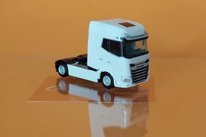 Herpa 316033 DAF XG+ Zugmaschine weiß 1:87 NEU Modellauto - Picture 1 of 2