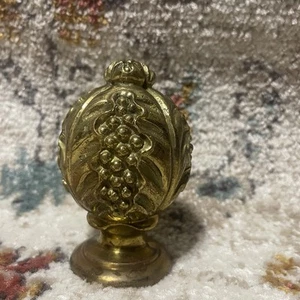 Antique Ornate Cast Brass Finial Grape Leaf Motif Lamp or Curtain Rod End Cap - Picture 1 of 8