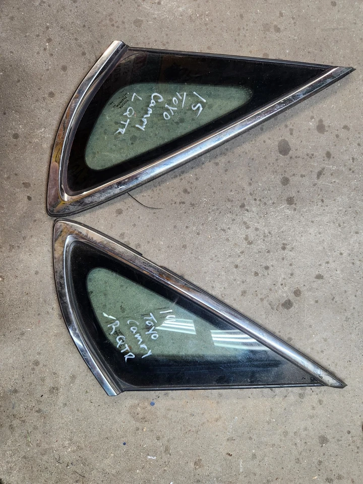 2015-2017 Toyota Camry traseiro direito passageiro lateral quarto janela vidro de ventilação fabricante de equipamento original - Imagem 1 de 1