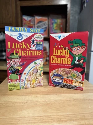 Cereal Lucky Charms Fantastic Four First Steps con figura de Johnny Storm edición limitada Foto 1 de 3