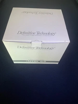 Definitive Technology UIW 65 Caja abierta, nunca usada. Foto 1 de 4