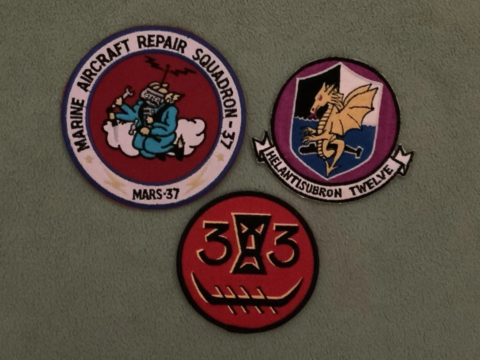 Parches vintage azul marino con conexiones Hawaii. 3 parches Foto 1 de 1