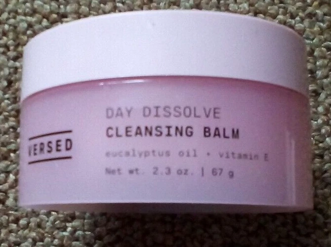 Bálsamo limpiador Versed Day Disolve - Aceite de eucalipto y vitamina E - 2,3 OZ. Foto 1 de 1