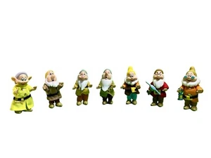 Juego de figuras de colección Disney Simba Toys Blancanieves y 7 siete enanitos de 5" - Imagen 1 de 16