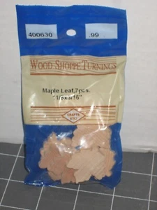 Holz Ahornblatt 1 1/8 x 3/16" Neu in Verpackung 7 Stck. #400630 Handwerk Holz Shoppe Drehungen - Bild 1 von 2