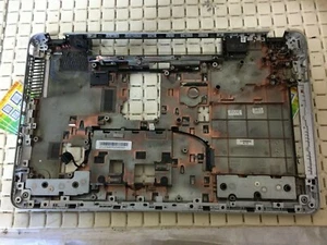 HP PAVILION TOUCHSMART 17-E 17,3" SCOCCA DI SOTTO  - Afbeelding 1 van 4
