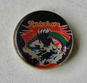 RAINBOW RISING VINTAGE METAL PIN BADGE FROM THE 1980's CRYSTAL STYLE - Picture 1 of 2
