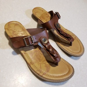 Blowfish Malibu Women's T-Strap Thong Sandals Brown Buckle Flip Flops. Size 8 - Picture 1 of 7