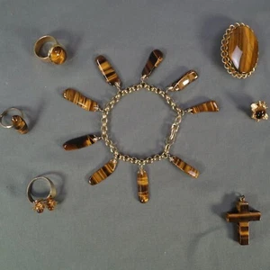 Set di 7 pezzi bigiotteria costume occhio di tigre dal Sudafrica - Foto 1 di 13