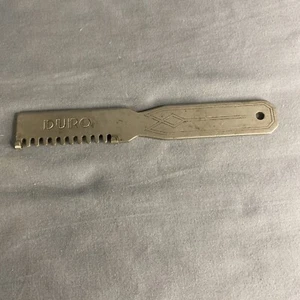 Peigne coupe cheveux vintage Duro art déco USA métal - Photo 1/6