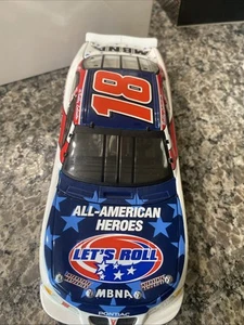 BOBBY LABONTE #18 AMERICAN HEROES LET'S ROLL 2002 PONTIAC GRAND PRIX ACTION 1/64 - Picture 1 of 5