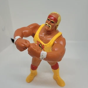 1991 WWF Hasbro Serie 2 Hulk Hogan WWE Superstars Figura Bear Hug Action Works - Imagen 1 de 10