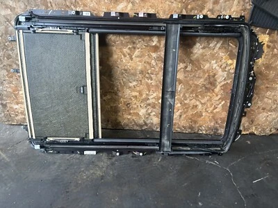 BMW X3 F25 OEM 11-17 ПАНОРАМНЫЙ СОЛНЦЕ ЛУНА КРЫША КРОНШТЕЙН РАМА ВЕРХНЯЯ ПАНЕЛЬ - Изображение 1 из 4