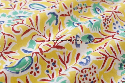 Tela tradicional 100 % algodón puro impresa a mano de 5 yardas de cachemir indio Foto 1 de 3