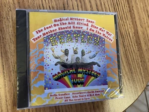 Beatles - Sgt. Pepper's Lonely Hearts Club Band CD / Versiegelt Neu. / Gehäuse gesprungen. - Bild 1 von 3