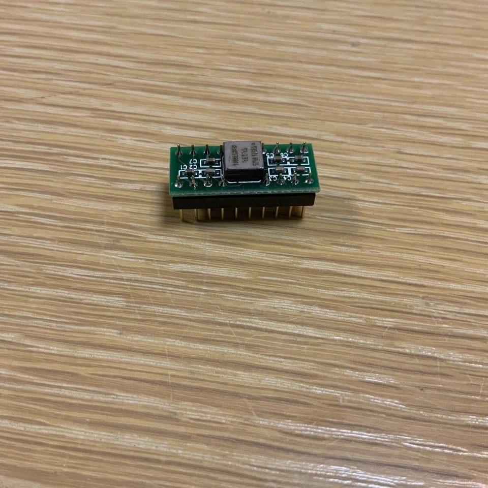 Placa de evaluación giroscópica de velocidad de chip único ADXRS300EB Analog Devices  Foto 1 de 1