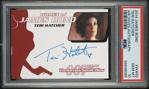2014 JAMES BOND ARCHIVES WA52 TERI HATCHER AUTO AUTOGRAPH PSA 10 GEM MINT POP 2 - Picture 1 of 4