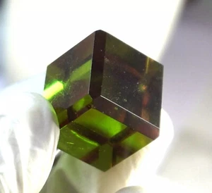 70 Ct Alexandrite Color Changing Cube Shape Loose Gemstone - Picture 1 of 10