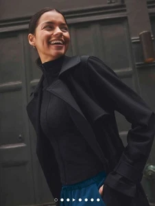 NWT Athleta Stellar Trench Size XL In Black - Picture 1 of 12