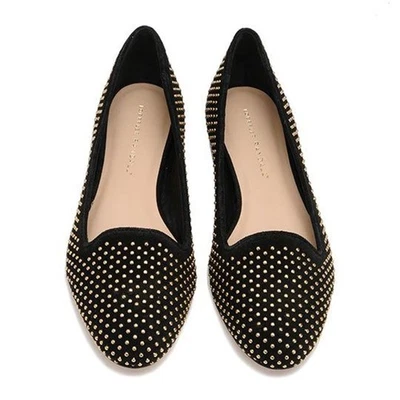 Loeffler Randall с заклепками кожи поскользнуться на миндаля носок плоскостях туфли черный/золото размер 9 - Изображение 1 из 4