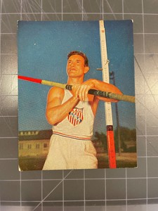1950'S TRACARD #19 ROBERT E BOB RICHARDS POLE-VAULT CHAMP RELIGIOUS CARD 2.5X3.5