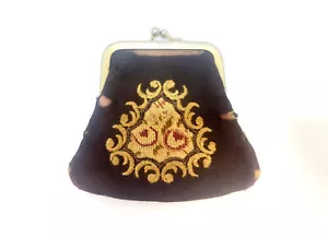 Vintage Victorian Floral Needlepoint Coin Purse - Picture 1 of 3